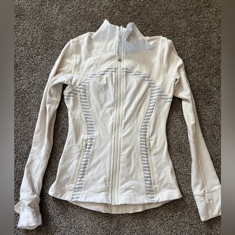 Lululemon zip up top